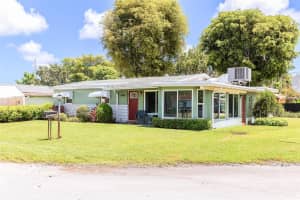 4496 SW 49th Ct, Dania Beach, FL 33314 Sold 08/20/25