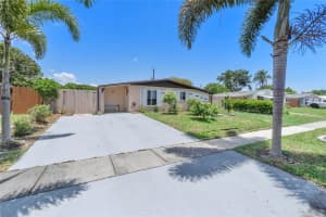 5641 SW 38th Ct, Davie, FL 33314 Sold 11/20/25