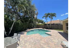 9770 SW 15th Dr, Plantation, FL 33324 Sold 09/30/25