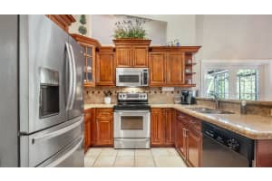 9770 SW 15th Dr, Plantation, FL 33324 Sold 09/30/25