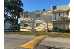 429 Executive Center Dr 211, West Palm Beach, FL 33401 Sold 12/01/25
