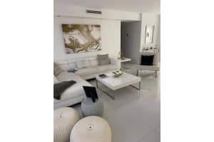 19667 Turnberry Way 3l, Aventura