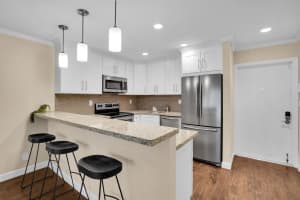 600 Greensward Ln 203, Delray Beach, FL 33445 Sold 11/10/25