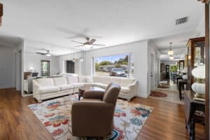 404 SE 7th Ave, Deerfield Beach, FL 33441 - MLS#F10509382