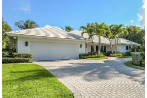 2720 Cardinal Cir, Gulfstream, FL 33483 Sold 08/01/25