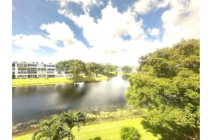 4043 Durham B 4043, Deerfield Beach, FL 33442 Sold 08/11/25