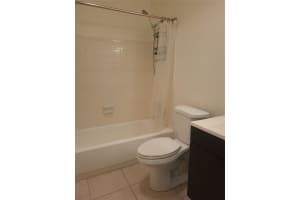 2500 SW 18th Ter 5, Fort Lauderdale, FL 33315 - MLS#F10509430