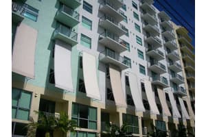 140 S DIXIE HY 525, Hollywood, FL 33020 - MLS#F10509439