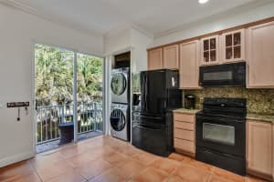 2453 NE 14th Street Cswy 2453, Pompano Beach, FL 33062 - MLS#F10509458