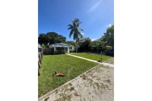 500 SW 13th St, Fort Lauderdale, FL 33315 - MLS#F10509465