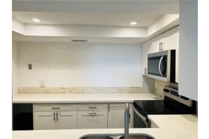 3900 N Hills Dr 412, Hollywood, FL 33021 - MLS#F10509481
