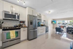 40 W Isle Of Venice Drive 2, Fort Lauderdale, FL 33301 Sold 08/15/25