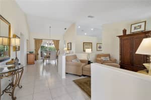 9751 NW 51st St, Coral Springs, FL 33076 Sold 10/20/25