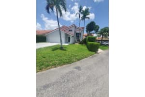 18868 Nw 83rd Pl, Hialeah