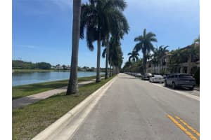 3730 NW 84th Way, Pembroke Pines, FL 33024 - MLS#F10509520