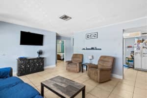 2741 NE 8th Ave, Pompano Beach, FL 33064 Sold 08/29/25