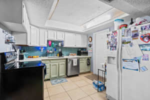 2741 NE 8th Ave, Pompano Beach, FL 33064 Sold 08/29/25