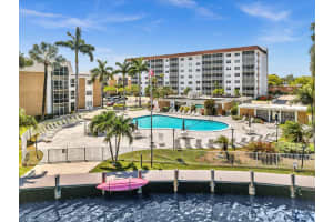 3020 Ne 16th Ave 204 E, Oakland Park