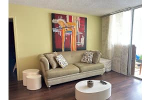 2998 NW 48th Ter 327, Lauderdale Lakes, FL 33313 - MLS#F10509596