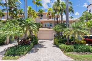 11 Hendricks Isle 11, Fort Lauderdale, FL 33301 Sold 09/08/25