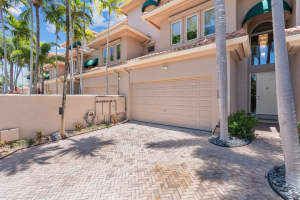 11 Hendricks Isle 11, Fort Lauderdale, FL 33301 Sold 09/08/25