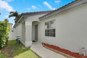 17363 SW 22nd St, Miramar, FL 33029 - MLS#F10509663