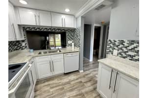 10434 Sunrise Lakes Blvd 110, Sunrise, FL 33322 Sold 10/15/25