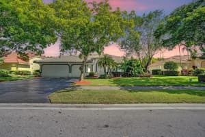 4863 Kensington Cir, Coral Springs, FL 33076 Sold 08/25/25