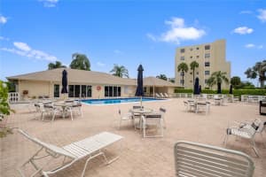 131 SE 3RD AV 208, Dania Beach, FL 33004 Sold 11/21/25