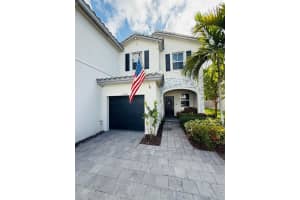 1125 SE 27th Terrace, Homestead, FL 33035 Sold 08/13/25
