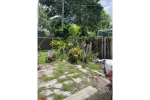 8633 N Sutton Dr, Miramar, FL 33025 - MLS#F10509751