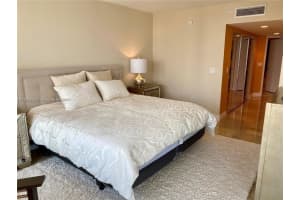 16500 Collins Avenue, Sunny Isles Beach, FL 33160 - MLS#F10509760