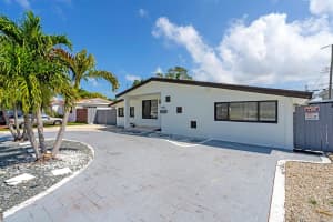 2510 NE 215th St, Miami, FL 33180 - MLS#F10509790