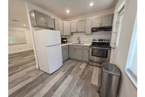 2432 Sherman St B, Hollywood, FL 33020 - MLS#F10509802
