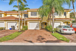 753 IMPERIAL LAKE ROAD 753, West Palm Beach, FL 33413 - MLS#F10509858