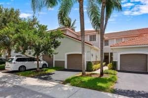 3748 San Simeon Cir, Weston