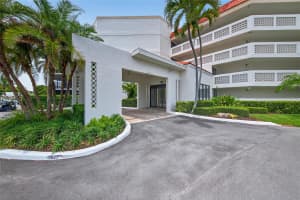 800 Jeffery St 405, Boca Raton, FL 33487 - MLS#F10509882
