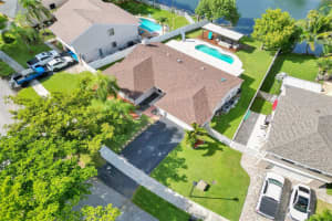 14470 Fairfax Pl, Davie, FL 33325 Sold 07/21/25