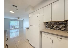 4421 Poinciana St 4, Fort Lauderdale, FL 33308 - MLS#F10510965