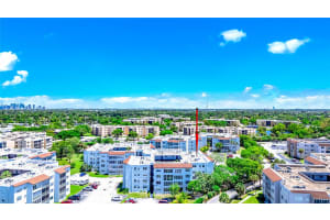 2860 Somerset Dr 404K, Lauderdale Lakes, FL 33311 - MLS#F10510997