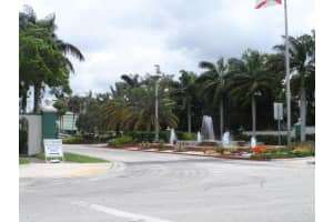 1605 Abaco Dr 1605, Coconut Creek, FL 33066 Sold 12/27/25