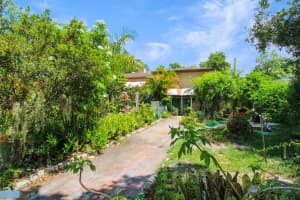 710 NE 139th St, North Miami, FL 33161 Sold 07/10/25