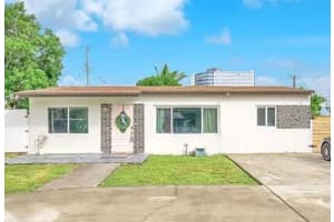 561 Ne 61st St, Oakland Park