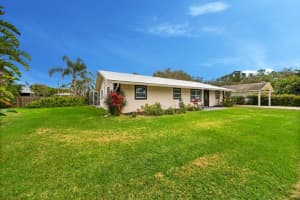 6275 SE Thomas Dr, Stuart, FL 34997 - MLS#F10511023