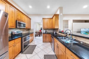 887 Nandina Dr, Weston, FL 33327 Sold 09/15/25