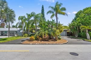 1742 NE 28th Dr, Wilton Manors, FL 33334 - MLS#F10511071