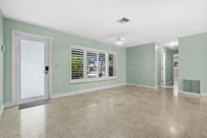 1742 NE 28th Dr, Wilton Manors, FL 33334 Sold 11/05/25