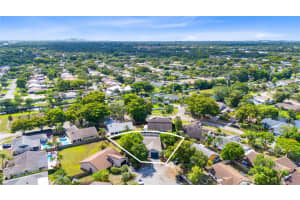 770 NW 77th Ave, Plantation, FL 33324 Sold 09/23/25