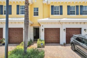 206 Mariner Ct 206, North Palm Beach