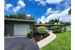 10321 NW 18th Pl, Pembroke Pines, FL 33026 Sold 11/21/25